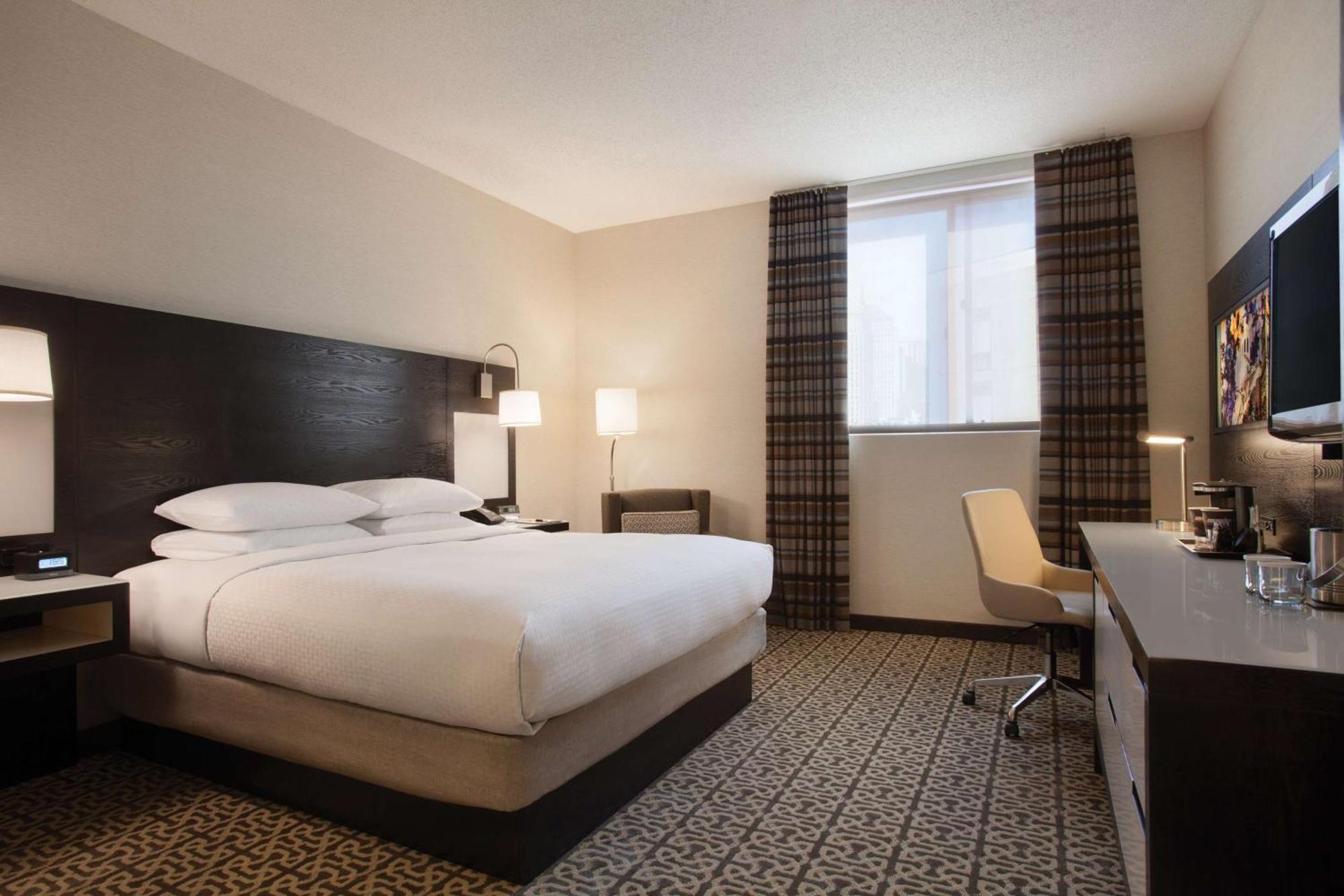 King Room,1552445818:JPEG